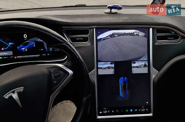 Лифтбек Tesla Model S 2016 в 