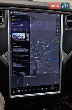 Лифтбек Tesla Model S 2016 в 