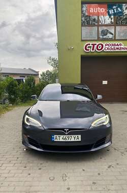 Ліфтбек Tesla Model S 2016 в 