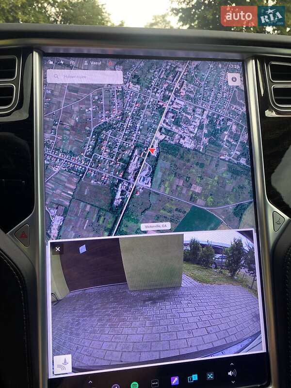 Ліфтбек Tesla Model S 2016 в Івано-Франківську