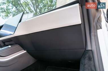 Лифтбек Tesla Model S 2024 в 