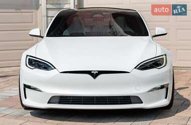 Лифтбек Tesla Model S 2024 в 