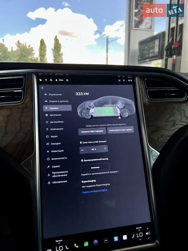 Лифтбек Tesla Model S 2016 в Николаеве