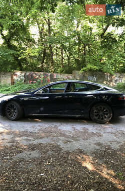 Ліфтбек Tesla Model S 2015 в 
