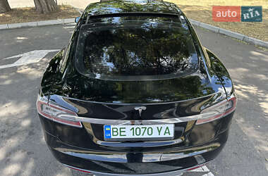 Лифтбек Tesla Model S 2014 в 