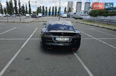 Лифтбек Tesla Model S 2018 в 