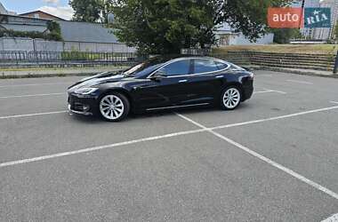 Лифтбек Tesla Model S 2018 в 