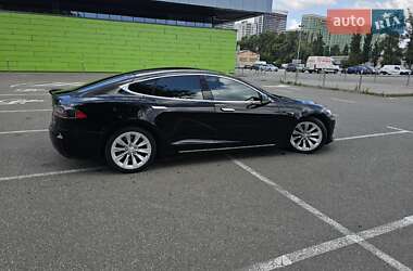 Лифтбек Tesla Model S 2018 в 