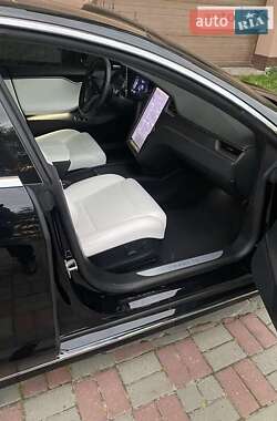 Лифтбек Tesla Model S 2018 в 