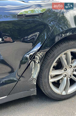 Лифтбек Tesla Model S 2013 в 