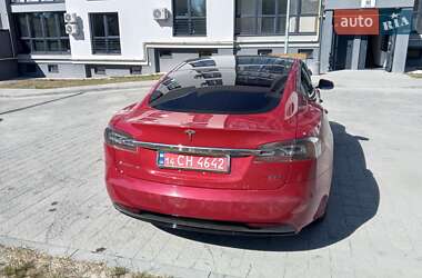 Лифтбек Tesla Model S 2016 в 
