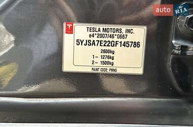 Лифтбек Tesla Model S 2016 в 
