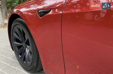 Лифтбек Tesla Model S 2016 в 