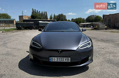 Лифтбек Tesla Model S 2020 в 