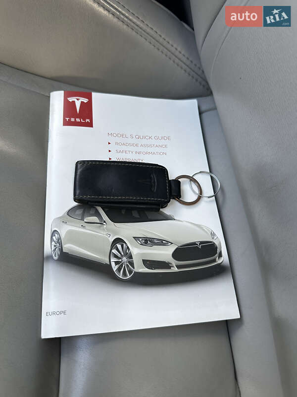 Лифтбек Tesla Model S 2016 в Полтаве фото 26 Лифтбек Tesla Model S 2016 в Полтаве