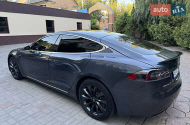 Ліфтбек Tesla Model S 2018 в 