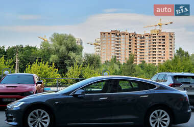 Ліфтбек Tesla Model S 2018 в 