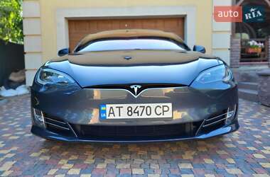 Лифтбек Tesla Model S 2016 в 