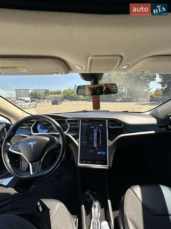 Лифтбек Tesla Model S 2013 в Тернополе