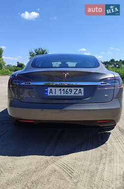 Лифтбек Tesla Model S 2016 в 