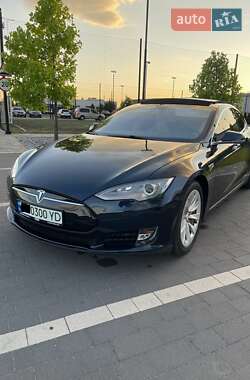 Лифтбек Tesla Model S 2013 в 