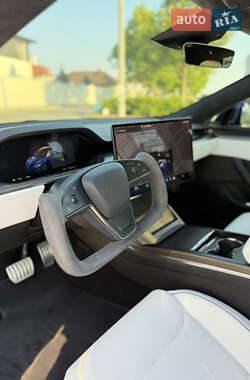Лифтбек Tesla Model S 2022 в 