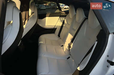 Лифтбек Tesla Model S 2018 в 