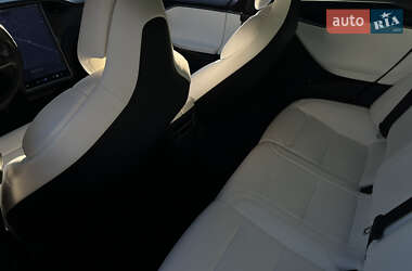 Лифтбек Tesla Model S 2018 в 