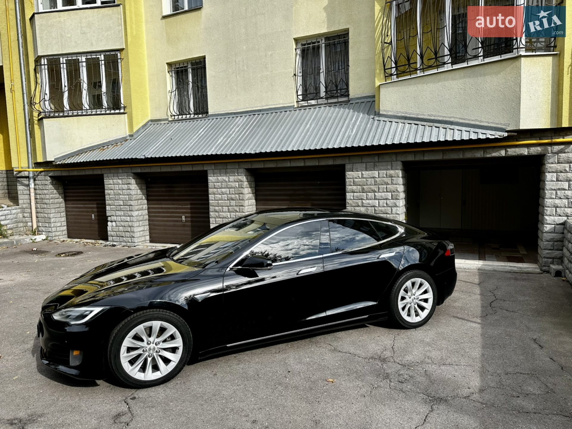 2016 Tesla Model S - мініатюра 20