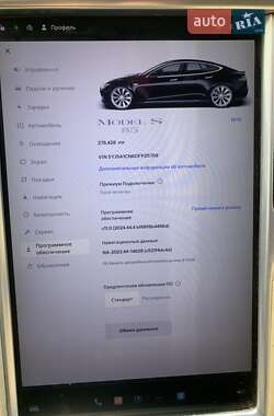 Лифтбек Tesla Model S 2013 в 