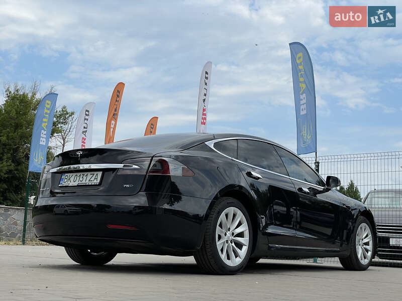 Лифтбек Tesla Model S 2018 в Бердичеве