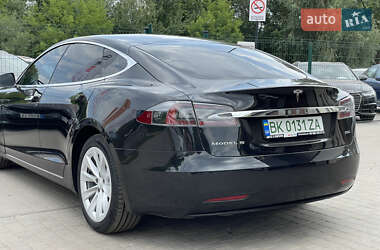 Лифтбек Tesla Model S 2018 в 