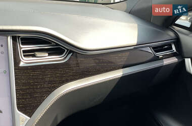 Лифтбек Tesla Model S 2018 в 