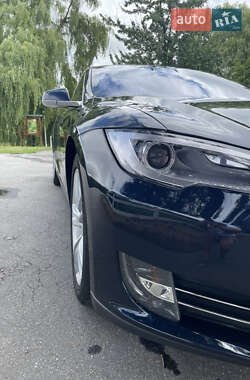 Ліфтбек Tesla Model S 2013 в 