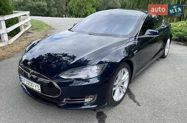 Ліфтбек Tesla Model S 2013 в 