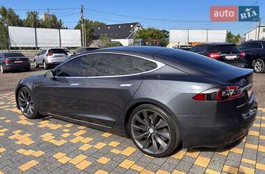 Ліфтбек Tesla Model S 2017 в 
