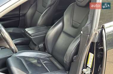 Лифтбек Tesla Model S 2017 в 