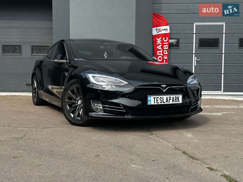 Tesla Model S 2017