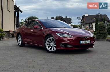 Лифтбек Tesla Model S 2019 в Стрые