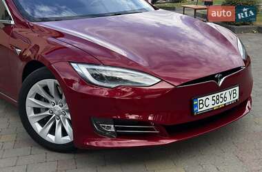 Ліфтбек Tesla Model S 2019 в 