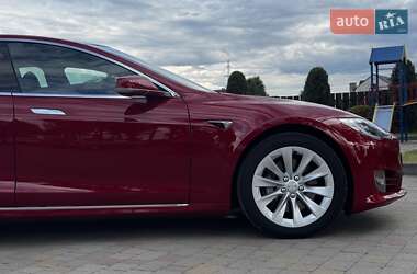 Ліфтбек Tesla Model S 2019 в 