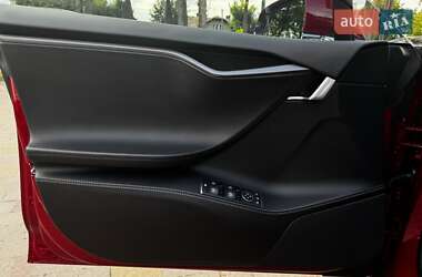 Ліфтбек Tesla Model S 2019 в 