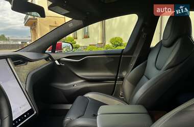 Ліфтбек Tesla Model S 2019 в 