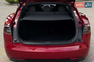 Ліфтбек Tesla Model S 2019 в 