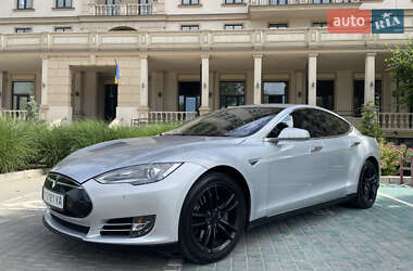 Лифтбек Tesla Model S 2014 в Одессе
