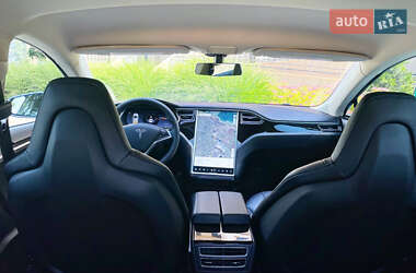 Ліфтбек Tesla Model S 2014 в 