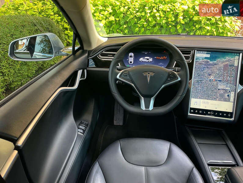 Ліфтбек Tesla Model S 2014 в Одесі
