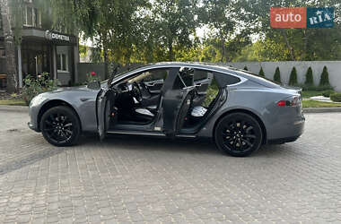 Лифтбек Tesla Model S 2013 в 