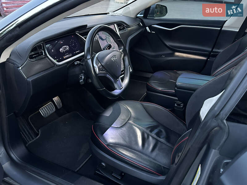Лифтбек Tesla Model S 2013 в Кропивницком