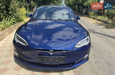 Лифтбек Tesla Model S 2017 в Одессе